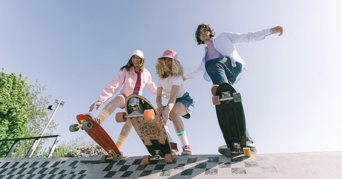 Solid or Patterned Socks? How to Choose the Right Style for Any Occasion