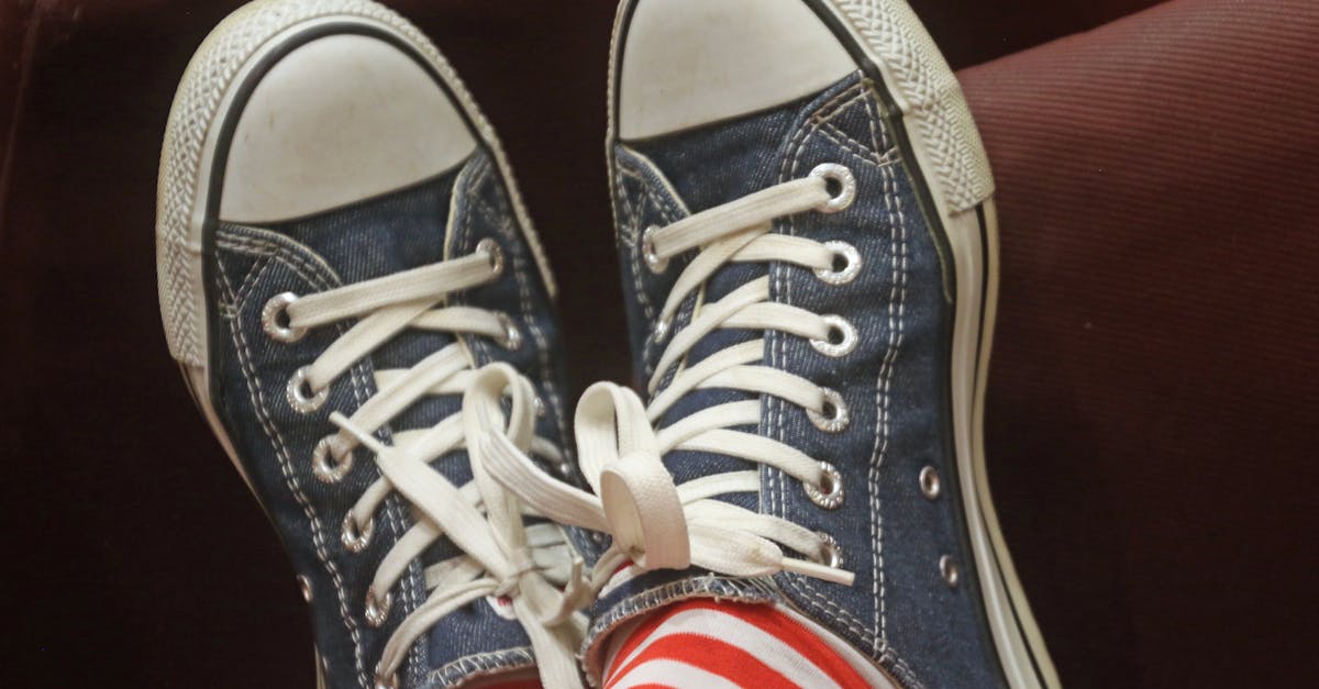 How to Wear Patterned Socks with Jeans: A Simple Style Guide for Men